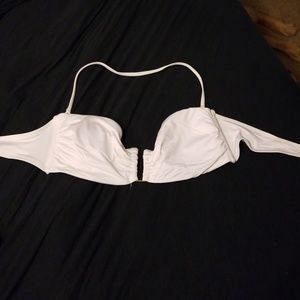 XL Mossimo White 2 way top.
